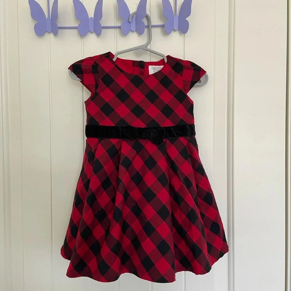 NWOT | Carter’s baby girl’s special occasion‎ plaid patterned dress — 12 months